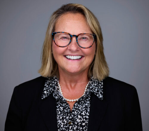 Cheryl Smith Headshot