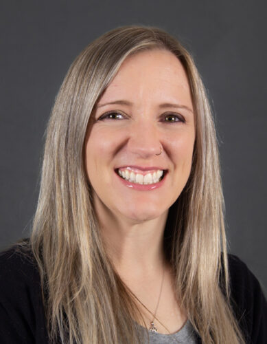 Headshot for Amanda Kramlich, RVT